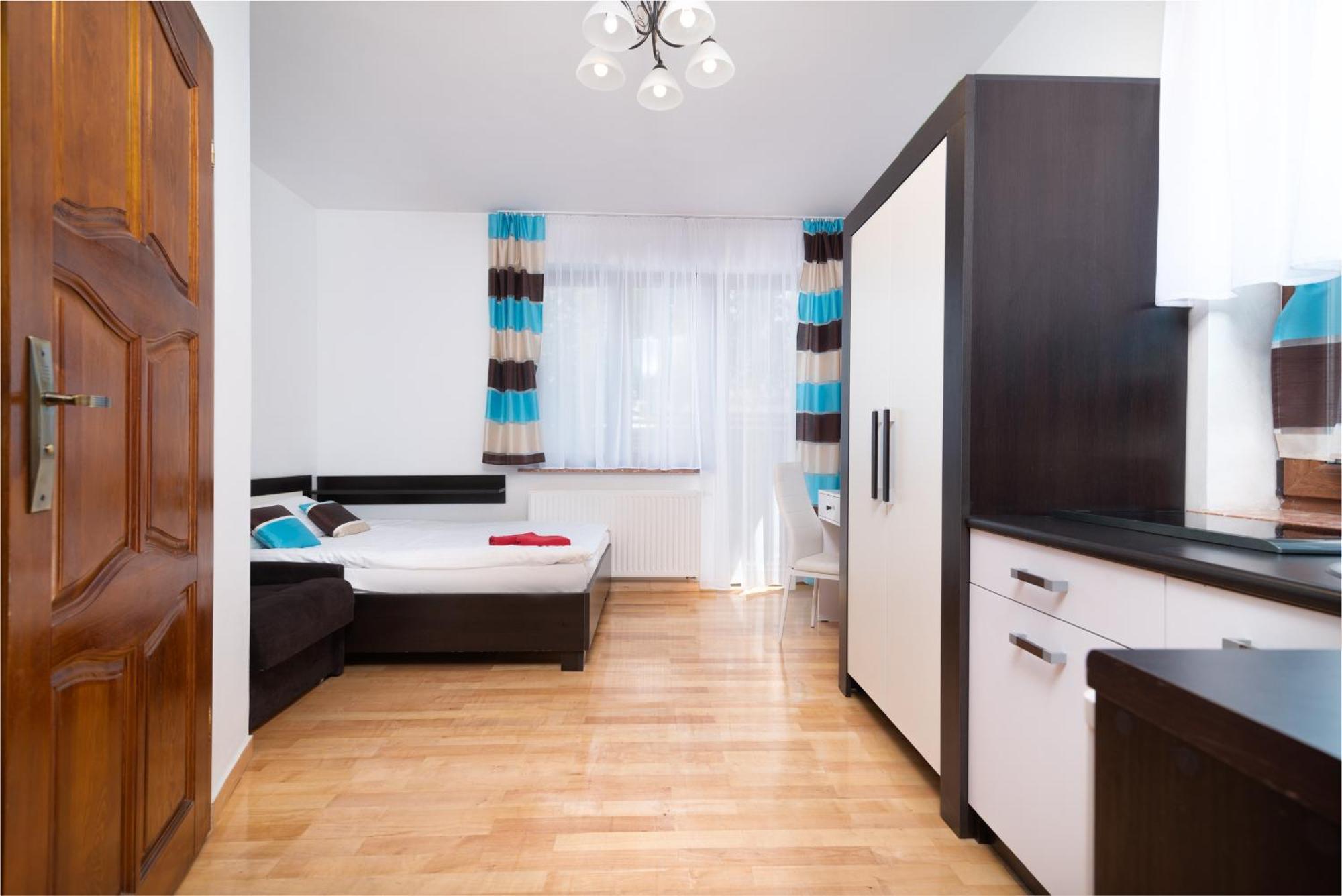 Willa Rubin -Noclegi, Pokoje Krynica Morska, Apartamenty קריניצה מורסקה מראה חיצוני תמונה